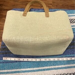 Unbranded handbag in GUC